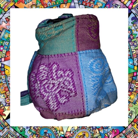 🏖️ LITTLE FRIDA KAHLO EMBROIDERED MINI BAG - Picture 2 of 7